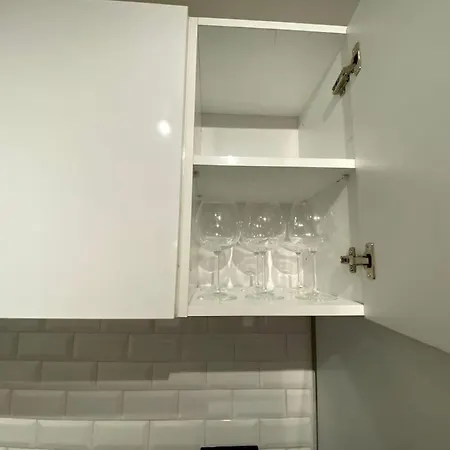 Spacious 3br 3ac Near Metro اسطنبول